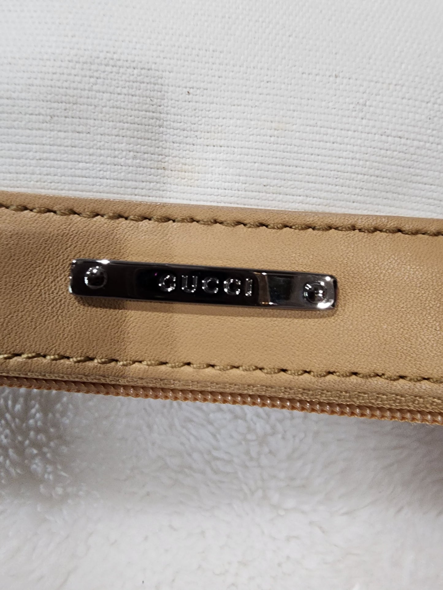 Gucci Canvas/Calfskin Leather Baguette in Cream and Beige