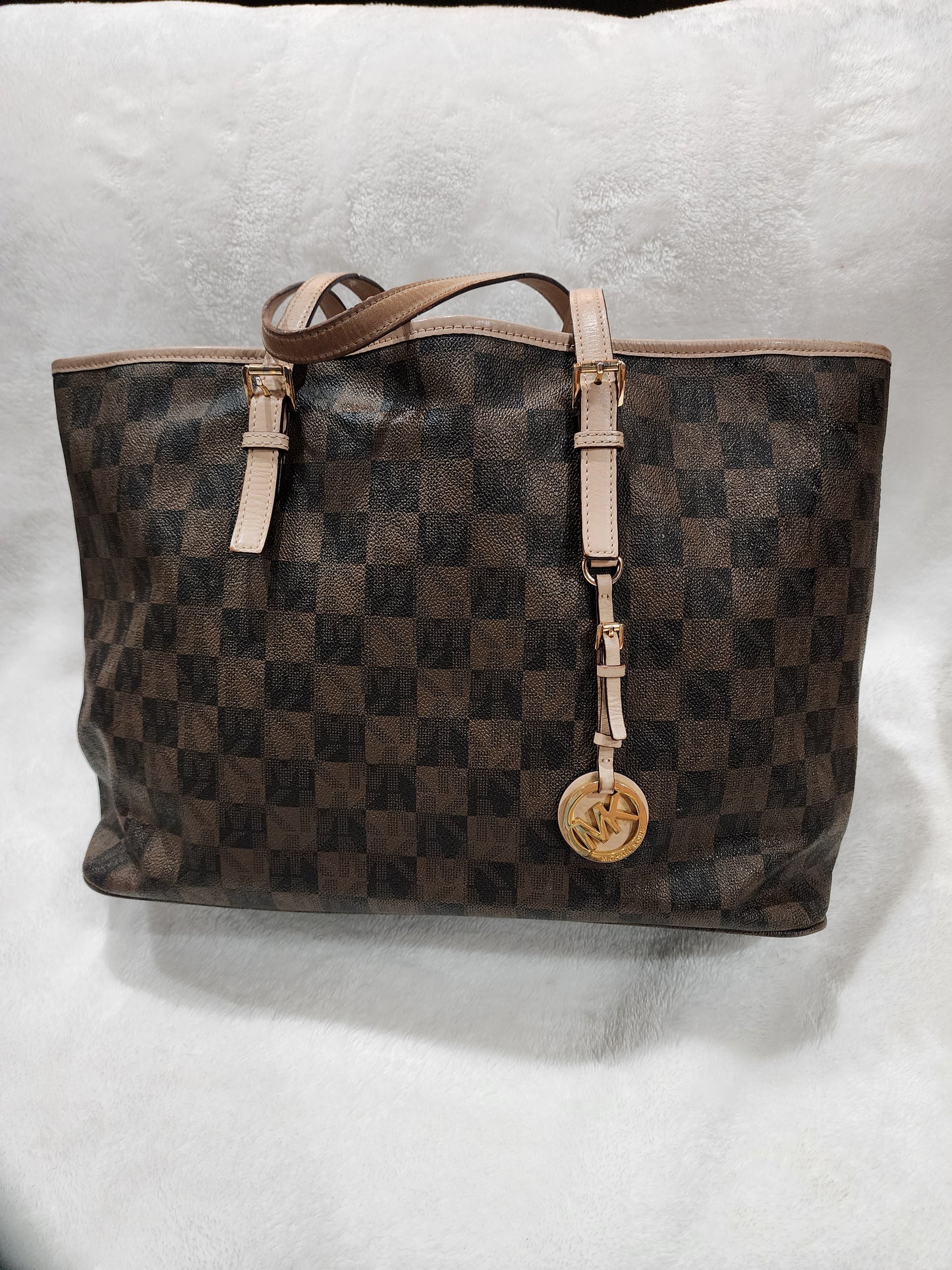Michael Kors Jet Set Travel MD Multifunction Tote Shopper