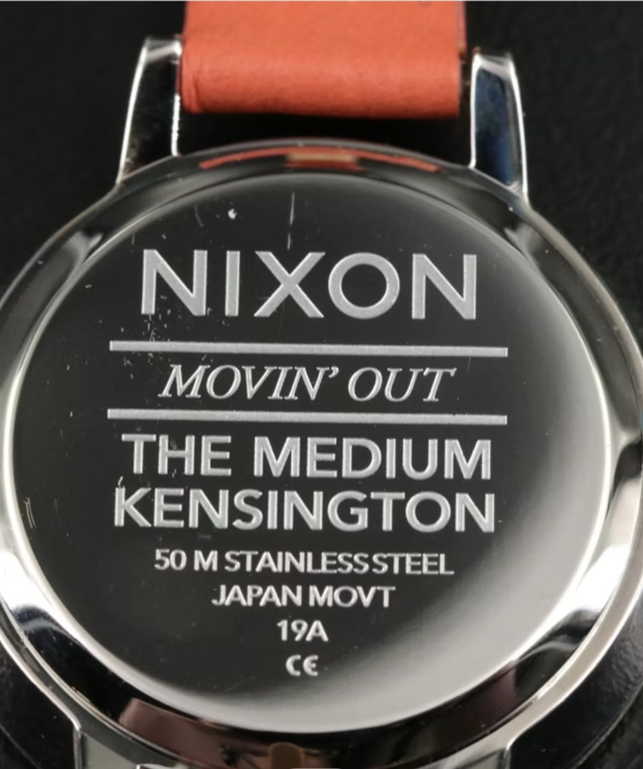 Nixon Medium Kensington 32 mm Stainless Steel Quartz Wristwatch NEW IN BOX