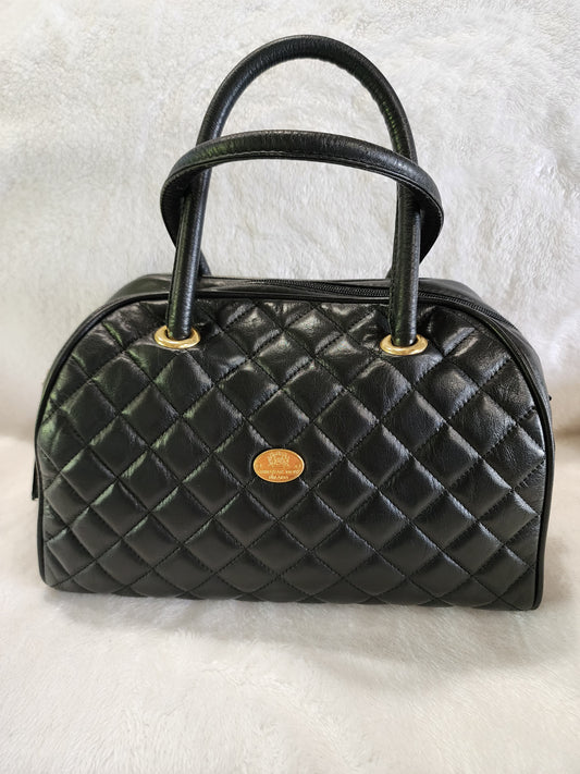 Christian Mode Quilted Handbag in Black